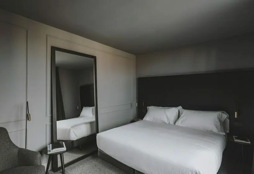 Superior-Zimmer, El Moderne