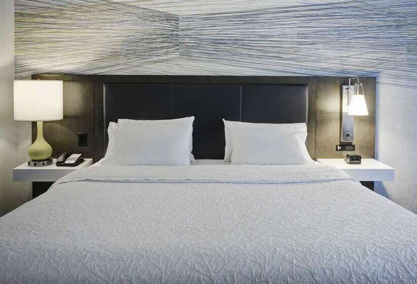 身障者適用スタンダードルーム, Hampton Inn Weston
