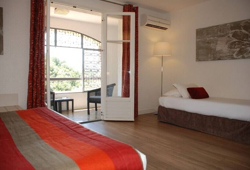 غرفة رومانسية, Les 3 Barbus