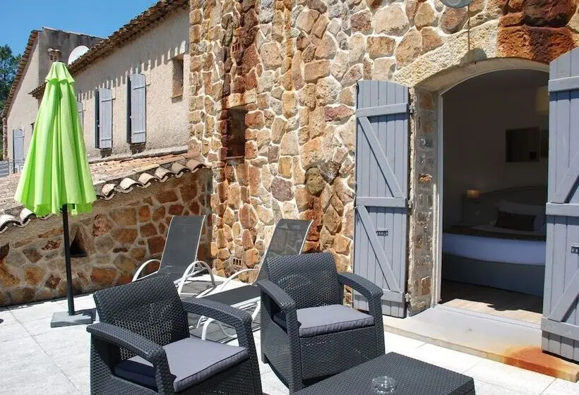 Superior Room with Terrace, Les 3 Barbus