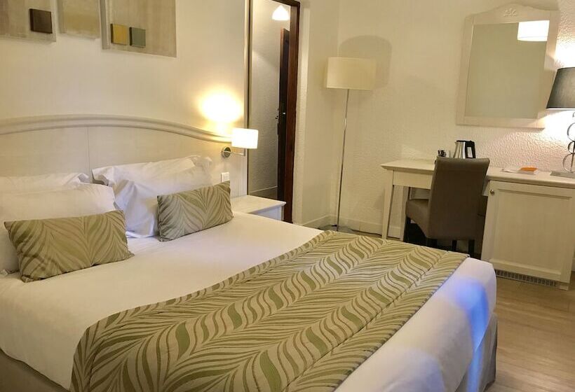 غرفة سوبيريور مزوَّدة بتراس, Les 3 Barbus