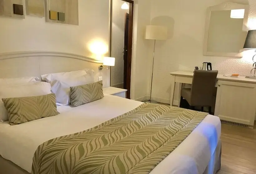 Superior Room with Terrace, Les 3 Barbus