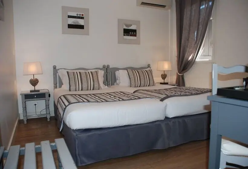 Prestige Room, Les 3 Barbus