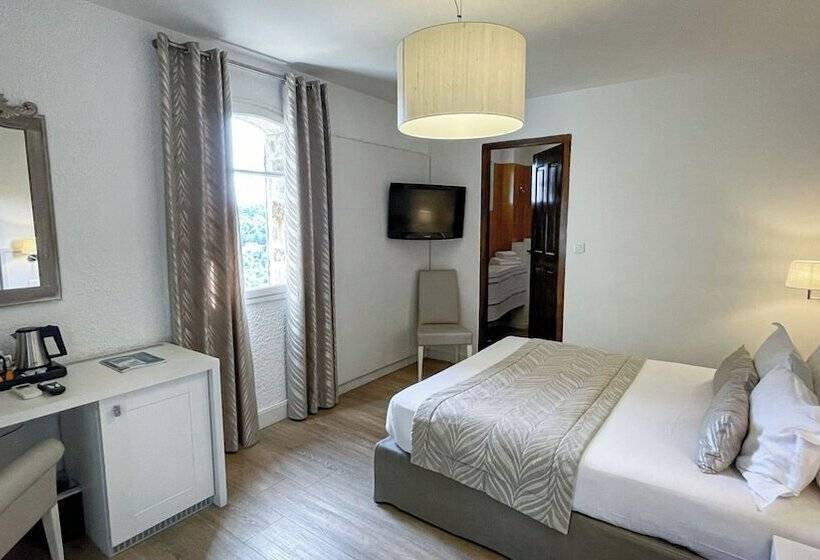 غرفة سوبيريور مزودة بشرفة, Les 3 Barbus