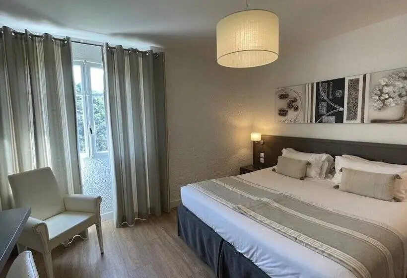 Prestige Room, Les 3 Barbus