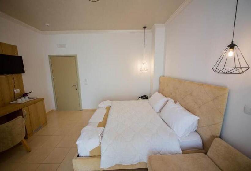 Habitación Superior amb Balcó, Murati