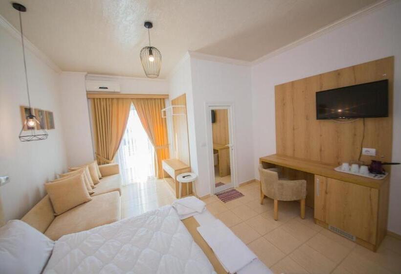 Habitación Superior amb Balcó, Murati