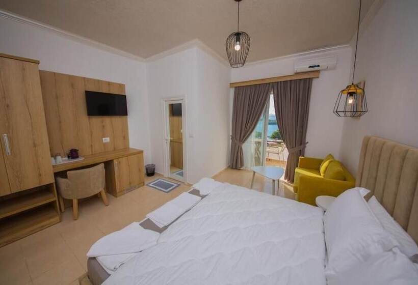 Habitació Estàndard Vista Mar amb Balconada, Murati