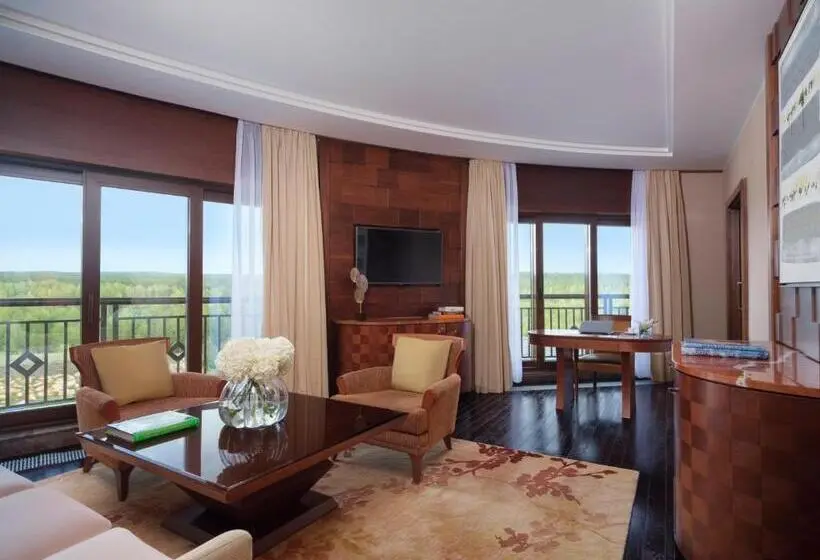 キングサイズベッドのジュニアスイート, Rixos Borovoe