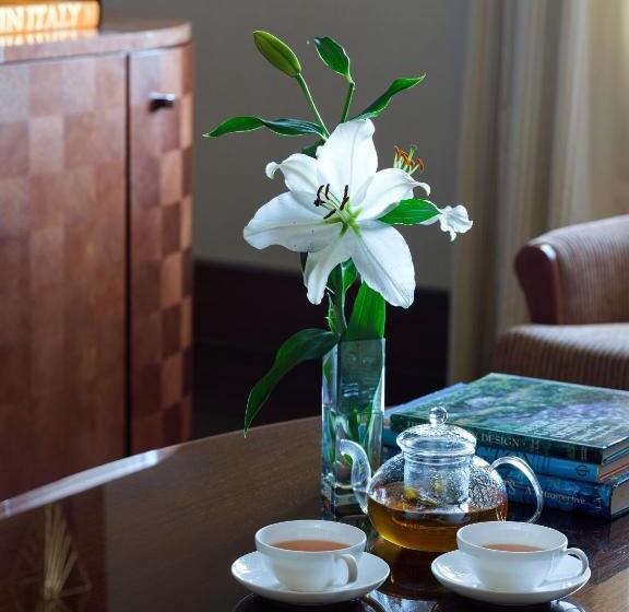 سوییت جونیور با چشم‌انداز دریاچه, Rixos Borovoe
