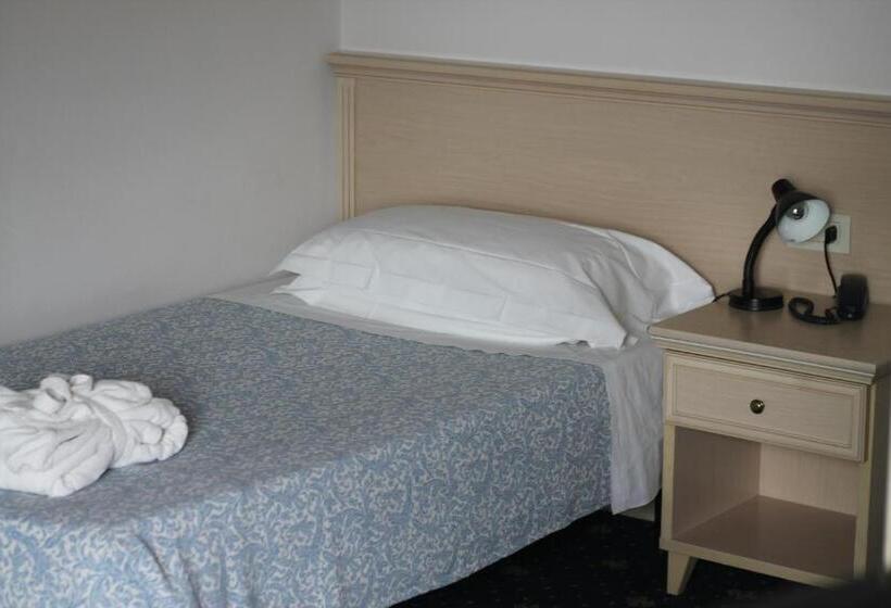 غرفة إقتصادية فردية, Terme Villa Pace