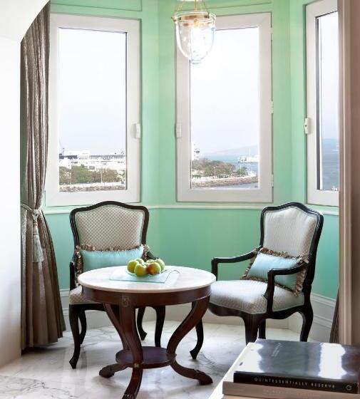 اتاق لوکس با چشم‌انداز دریا, The Taj Mahal Palace, Mumbai