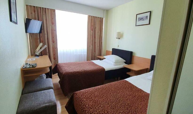 اتاق استاندارد یک نفره, Toila Spa