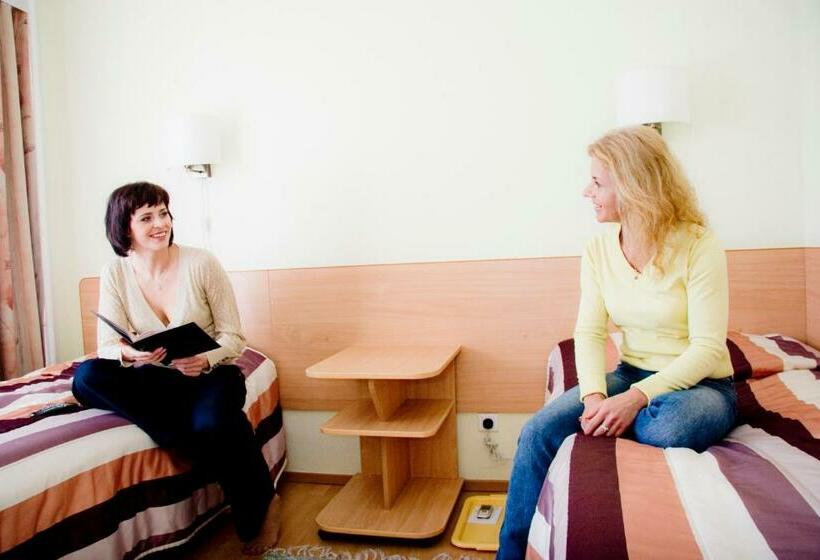 اتاق استاندارد, Toila Spa