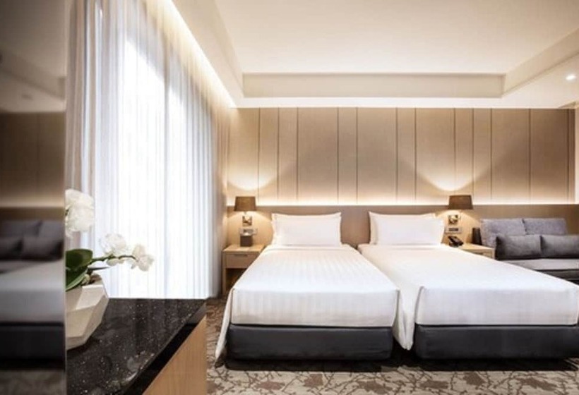 Superior Rum, Valletta