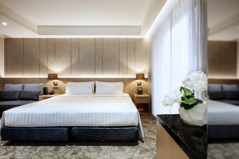 Superior Rum, Valletta