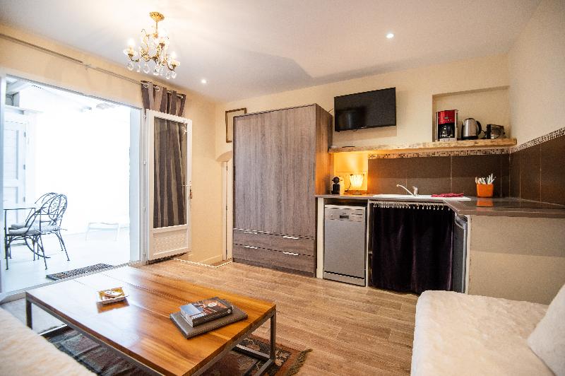 Superior Familjerum, Valletta