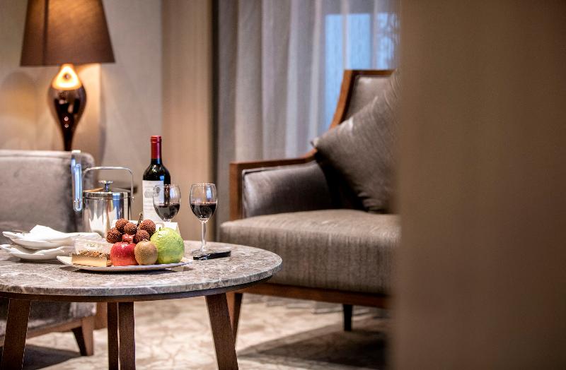 Deluxe Rum, Valletta