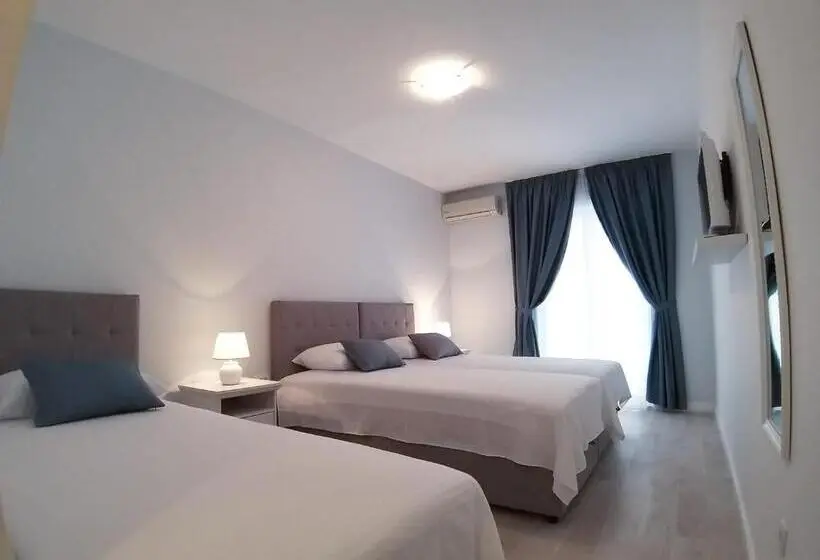 اتاق سوپریور سه تخته, Venera Apartments