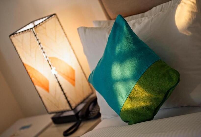 プレミアムルーム, Lime Hotel Boracay