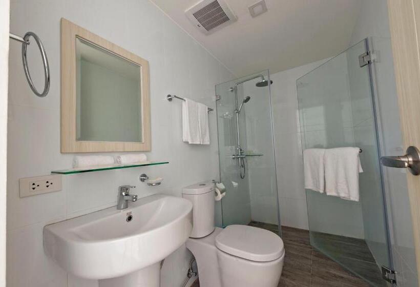 اتاق سوپریور خانوادگی, Lime Hotel Boracay