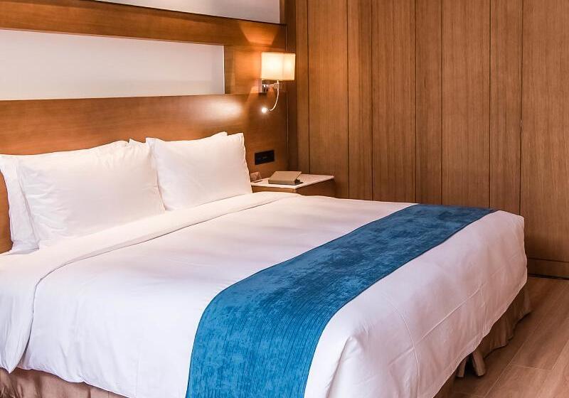 Номер Deluxe Кровать Кинг, Novotel Suzhou Tai Lake Santeh