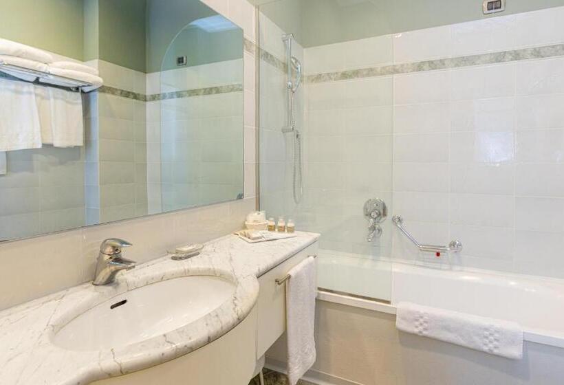 Habitación Cuádruple Estándar, Residence De La Gare