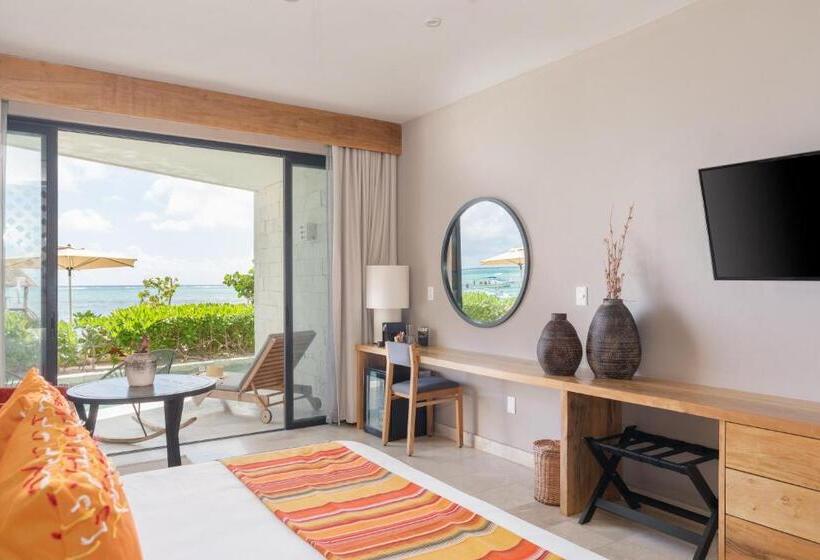 Swim-up suite, Alea Tulum