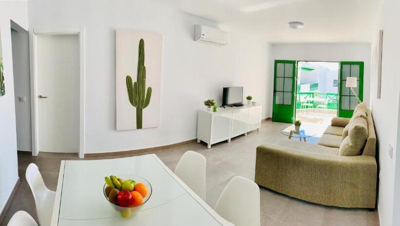 １ベッドルームのデラックスアパートメント, Apartamentos Zalabar