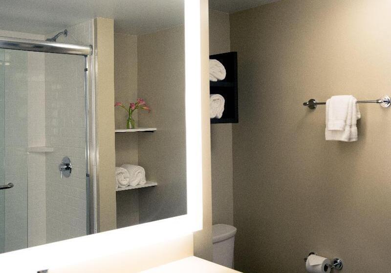 اتاق لوکس با تخت بزرگ, Best Western Premier Sonasea Phu Quoc