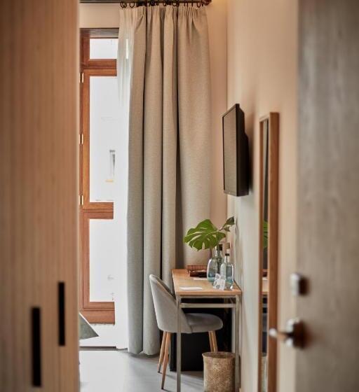 标准间, Ca N Alexandre   Adults Only