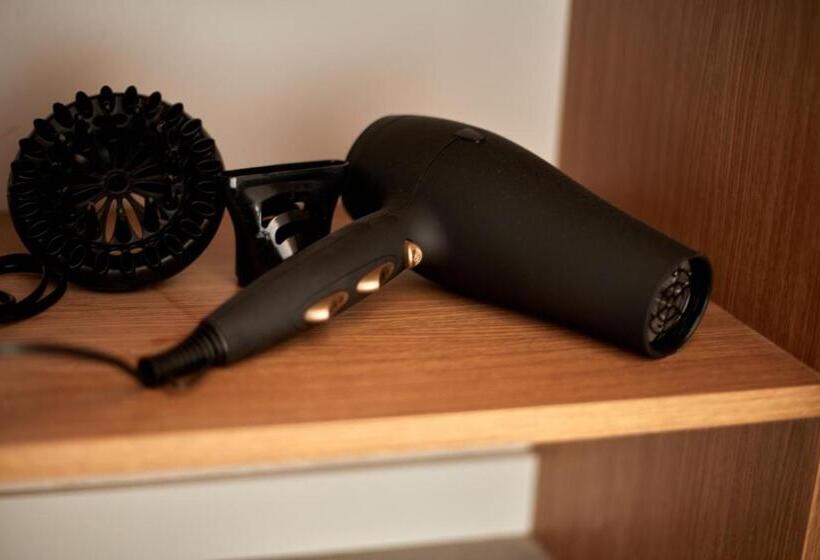 标准间, Ca N Alexandre   Adults Only