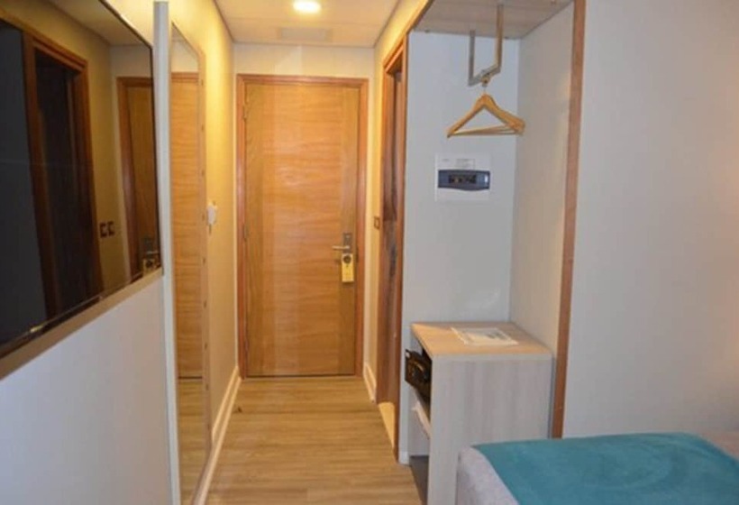 اتاق استاندارد, Diego De Almagro Calama Express