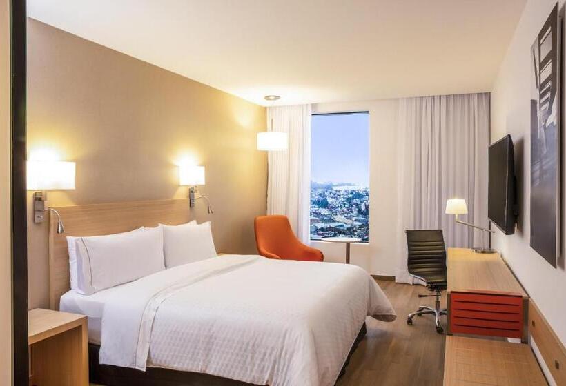 غرفة سوبيريور سرير كينج, Fiesta Inn Parque Puebla