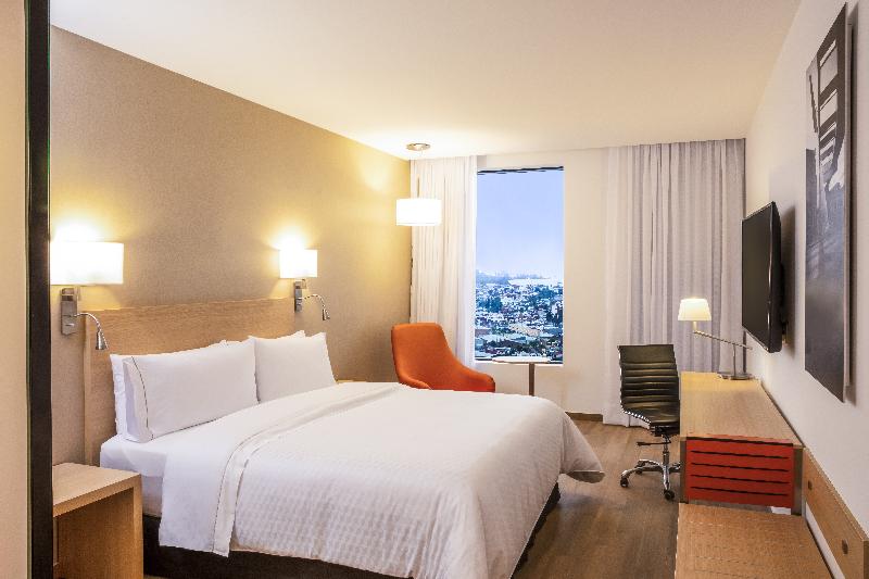 غرفة سوبيريور سرير كينج, Fiesta Inn Parque Puebla