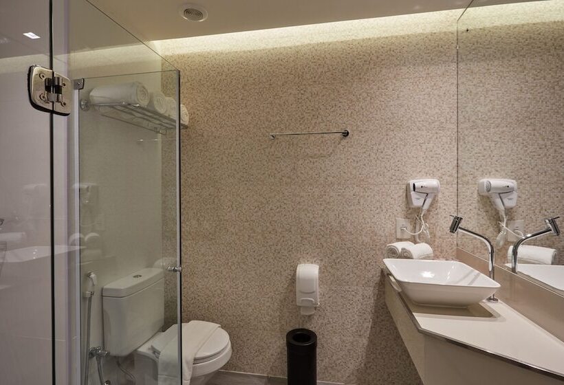 غرفة سوبيريور, Flix