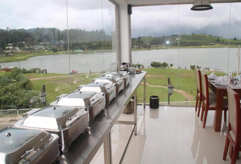 标准间带湖景, Royal Lake