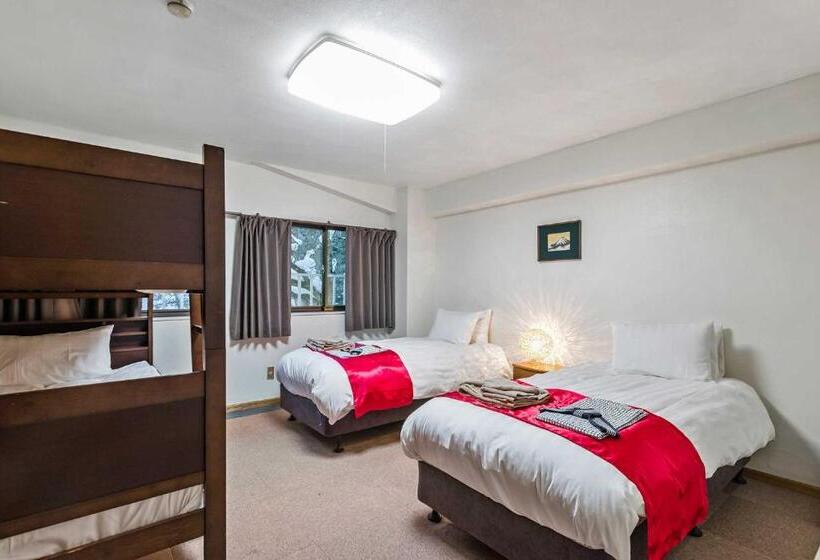 디럭스 스위트, White Horse