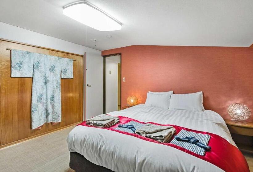 디럭스 스위트, White Horse