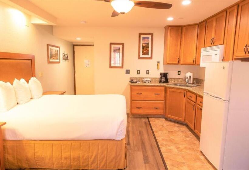 Студия Стандарт, The Tahoe Beach & Ski Club Owners Association