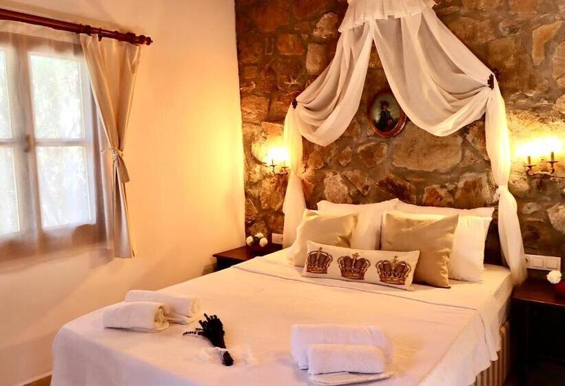 اتاق استاندارد با چشمانداز استخر, Kemerbag 29 Adults Only