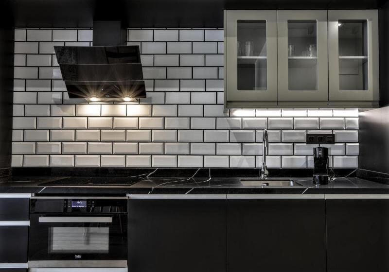 شقة غرفة واحدة, HO Puerta De Purchena