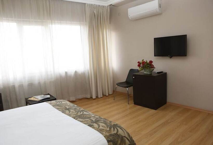 اتاق استاندارد, Cihan Palas