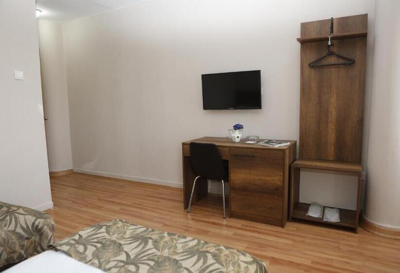 اتاق استاندارد سه نفره, Cihan Palas