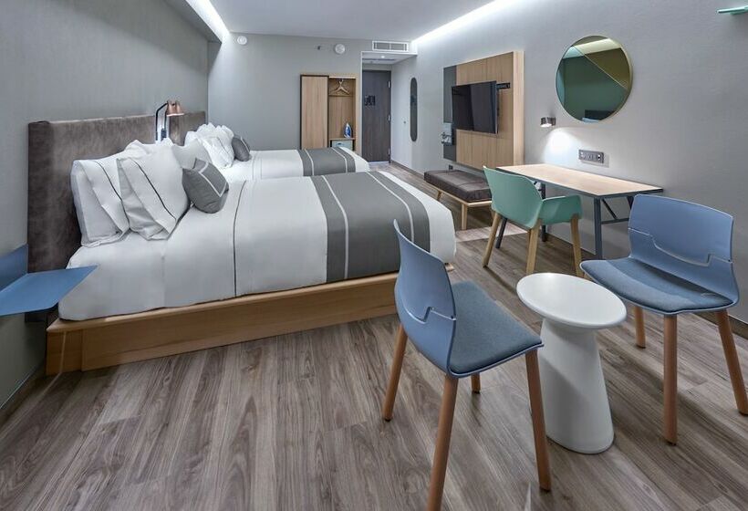 ２ダブルベッドのスタンダードルーム, City Express Plus By Marriott Ensenada