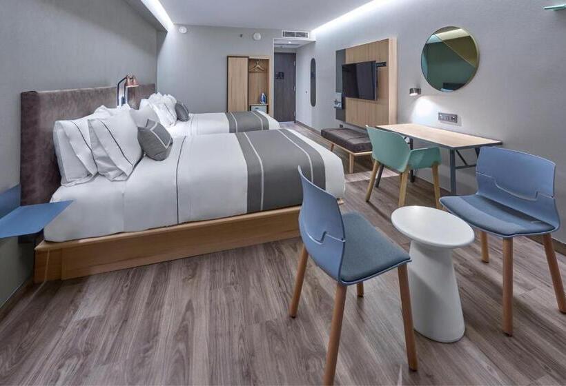 غرفه قياسيه سريرين مزدوجين, City Express Plus By Marriott Ensenada