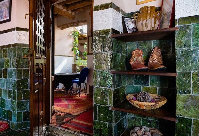 اتاق استاندارد چهار تخته, Hôtel Riad Dar Daïf