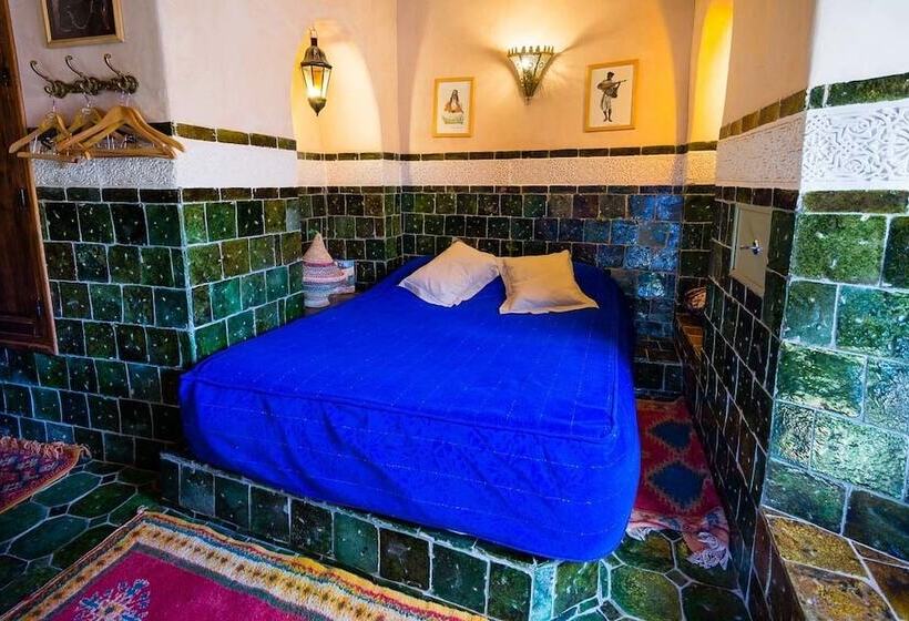 اتاق استاندارد چهار تخته, Hôtel Riad Dar Daïf