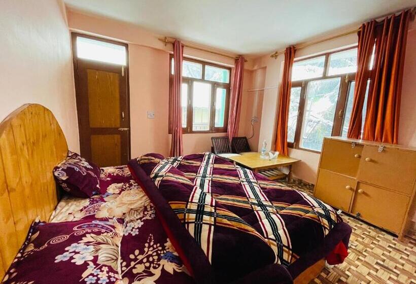 デラックスルーム, La Voglia Old Manali