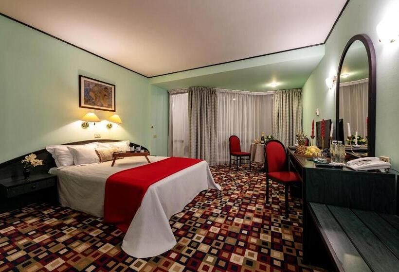 חדר סטנדרט, Mara